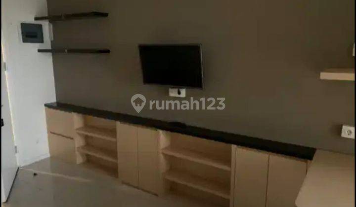 Apartment 1 BR Parahyangan Residences Furnished 2