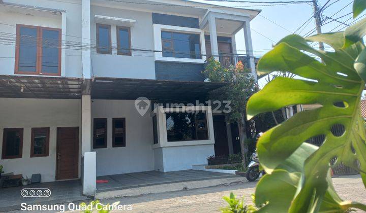 Rumah 2 Lantai Bagus Unfurnished SHM di Cluster Cisaranten Arcamanik, Bandung 2