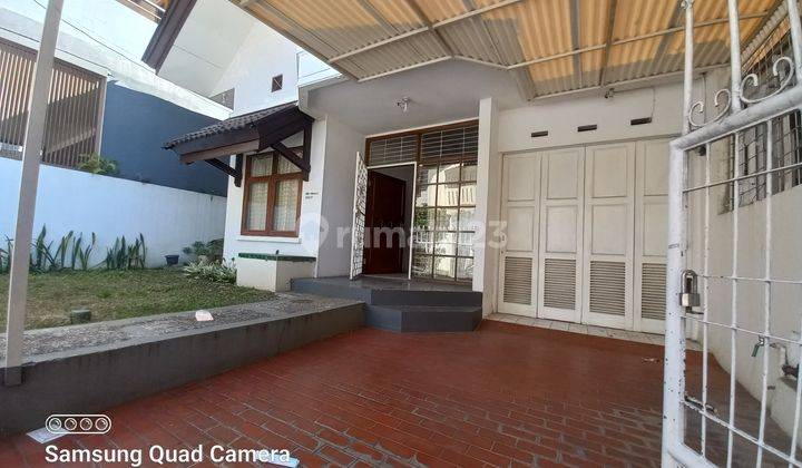 Rumah 2 Lantai Bagus Unfurnished SHM di Taman Mutiara Seberang Griya Cimahi 2