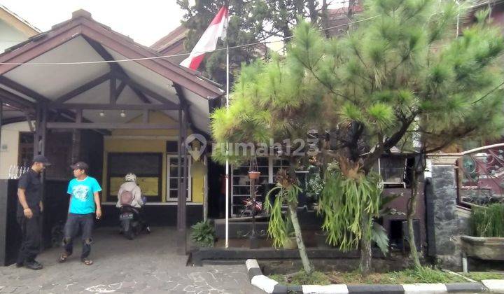 Rumah 2 Lantai Bagus Unfurnished SHM di Kawaluyaan Indah, Bandung 2