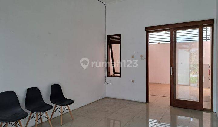 Rumah Bagus Unfurnished SHM di Pesona Pasteur Residence , Bandung 2