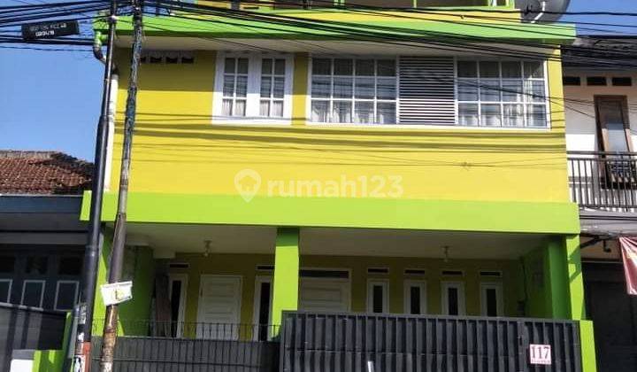 Rumah 3 Lantai Bagus Semi Furnished SHM Bisa Untuk Usaha di Pesantren Cimahi 1