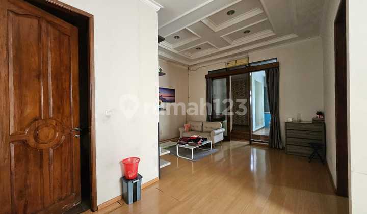 rumah mewah lokasi strategis dekat exitol dan stt telkom buah batu 2