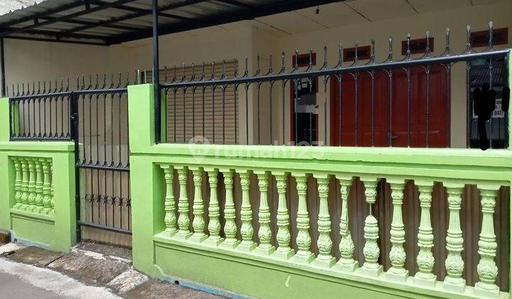  Dijual rumah ada tempat usaha warung di komplek Antapani Bandung kota 1