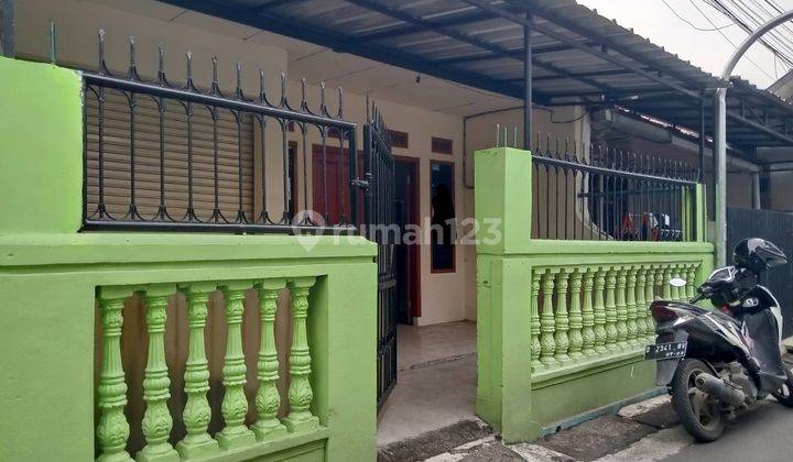  Dijual rumah ada tempat usaha warung di komplek Antapani Bandung kota 2