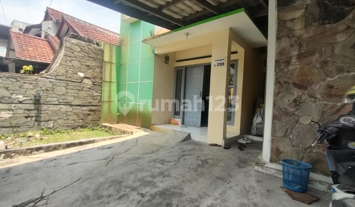 Minimalist House Land Area 128/170 Price 1.2m In Sekelimus Soekarno Hatta 2