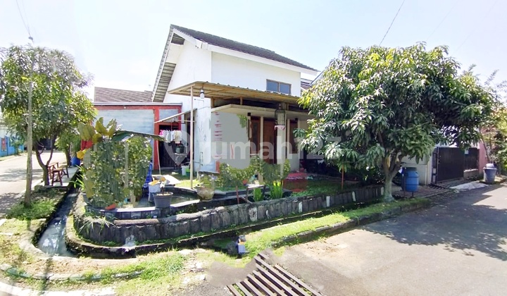 Quick Sale: Spacious 153/80 House Only 650M in Ciwastera, Bandung City