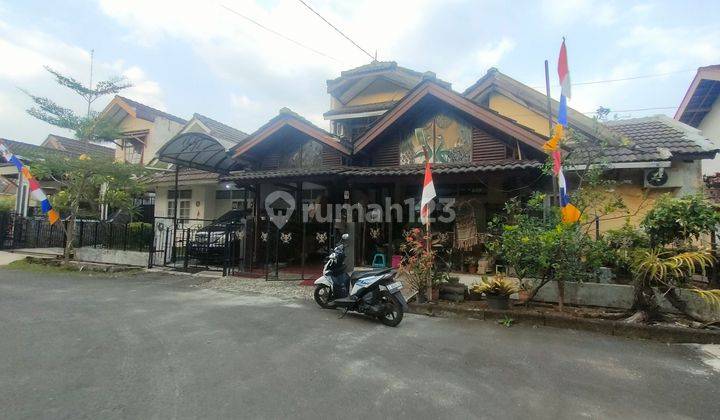 Rumah menghadap Fasum taman bermain di Arcamak Endah Bandung 1