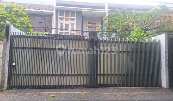 Rumah 2 Lantai yang Asri dan Tenang , Harga Nego di Rajawali Selatan Jakarta Pusat 2