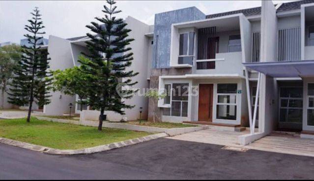 Rumah 2 Lantai Dalam Cluster di Kirana Rorotan Legacy  1