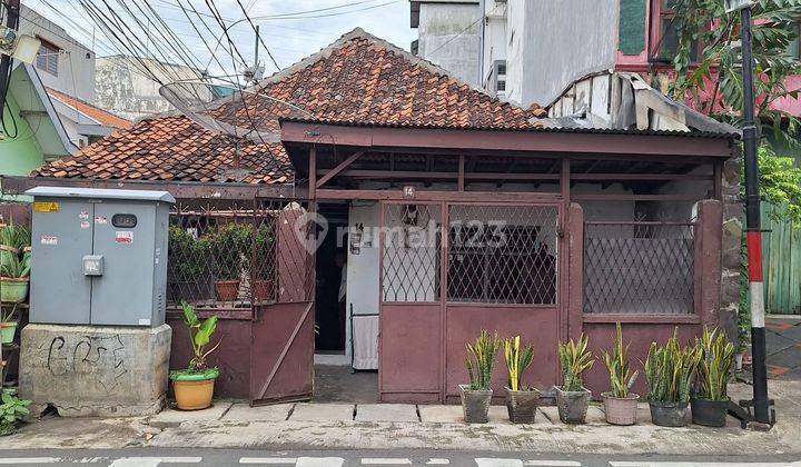 Rumah tua 1 lantai hitung tanah, Nego, lokasi dekat Senen Jakarta Pusat 1