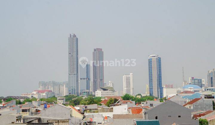 Gedung 5 lantai murah harga  di bawah NJOP, Lokasi Ok di Gunung Sahari 2