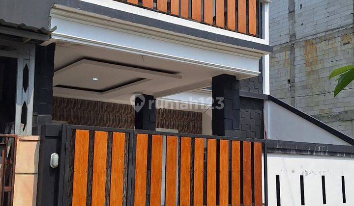 Rumah Baru 2 lantai minimalis siap huni di Taman Jatinegara Penggilingan 1