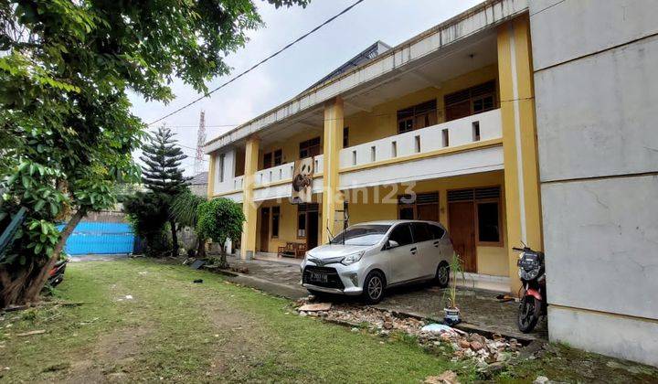 Rumah kost 2 lantai , Murah ,Parkiran luasdi Utan Kayu Jakarta Timur 2