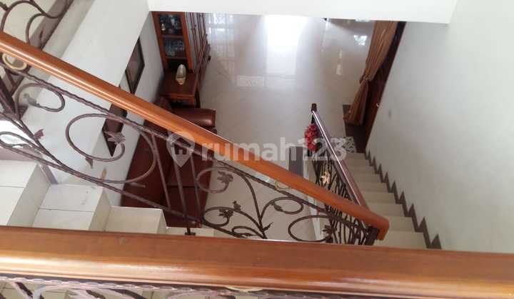 2-story house in a strategic location, negotiable price in Tomang 2