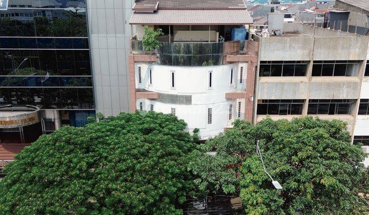Gedung 5 lantai murah harga  di bawah NJOP, Lokasi Ok di Gunung Sahari  1