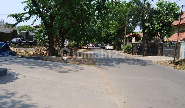 Rumah Minimalis dan Bagus 2 Lantai di Pondok Kelapa 2