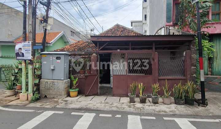 Rumah tua 1 lantai hitung tanah, Nego, lokasi dekat Senen Jakarta Pusat 2