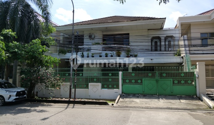 Rumah 2 lantai jalan depannya lebar ,Nego di Green Garden Kedoya