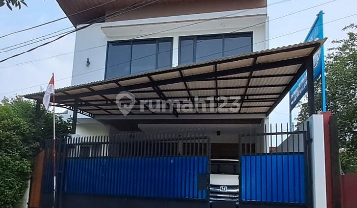 Rumah 2 lantai Fully Furnish siap huni , Harga Nego sampai deal di Jatiasih 