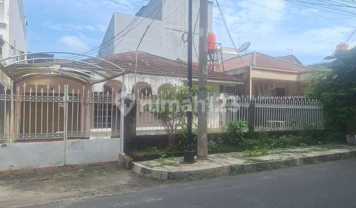 Rumah 1 Lantai ,Bisa Bangun 2 Rumah, Harga Nego di Sunter Mas Jakarta Utara