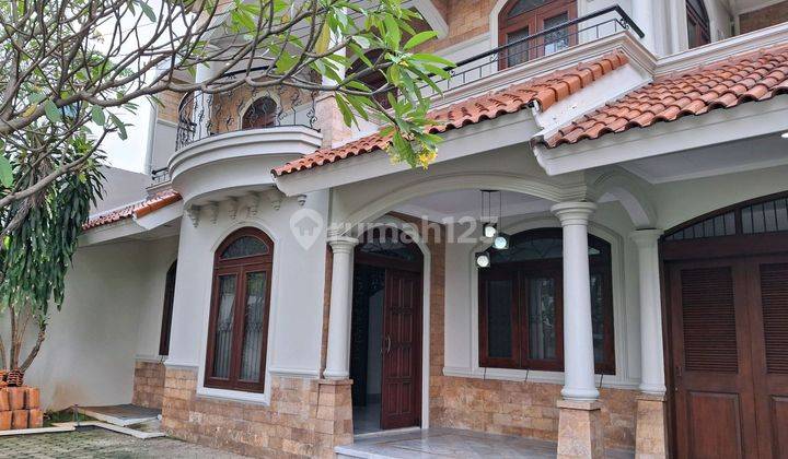 Disewakan Rumah Asri Bisa.hunian / Silent.office/ Cliniq 1