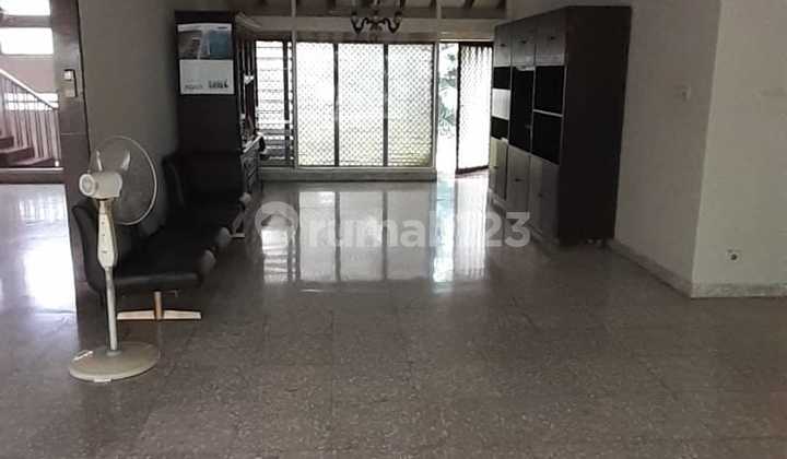 For Rent: Commercial House in Kebayoran Baru Area