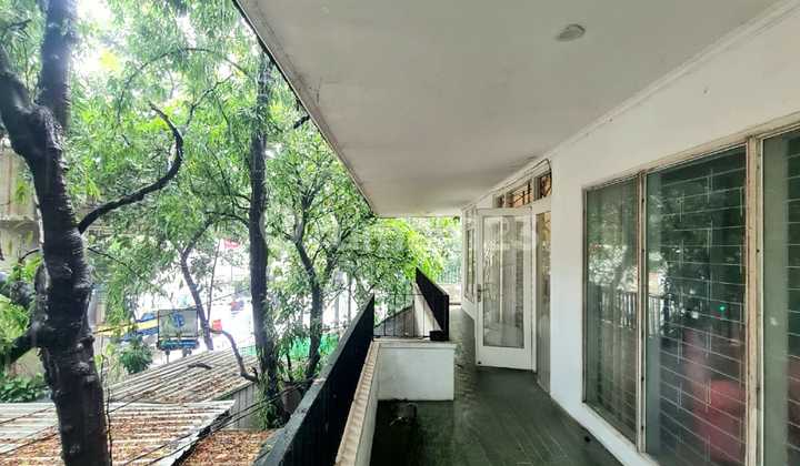 Disewakan Rumah Usaha -kebayoran Baru 2