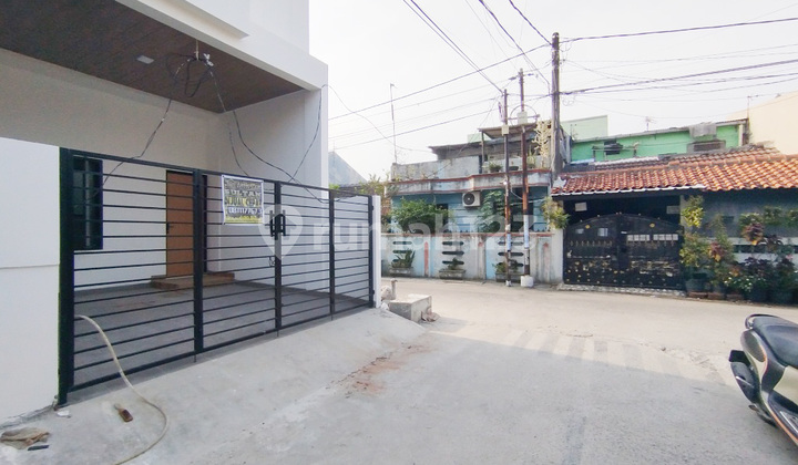 Rumah Tajir Bebas Banjir Nyok Melipir 2