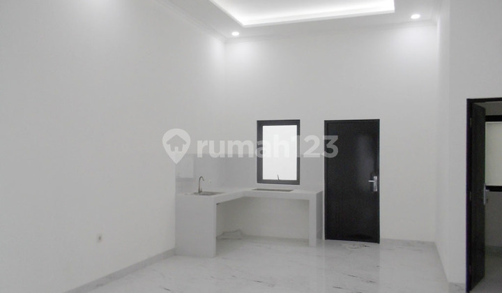 Rumah Putih Harga Gurih Lingkungan Bersih 2