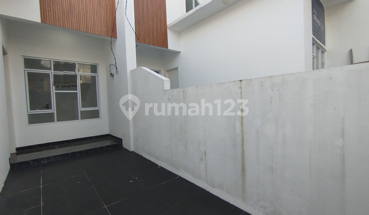 Rumah Indah Harga Murah Di Harapan Indah 2