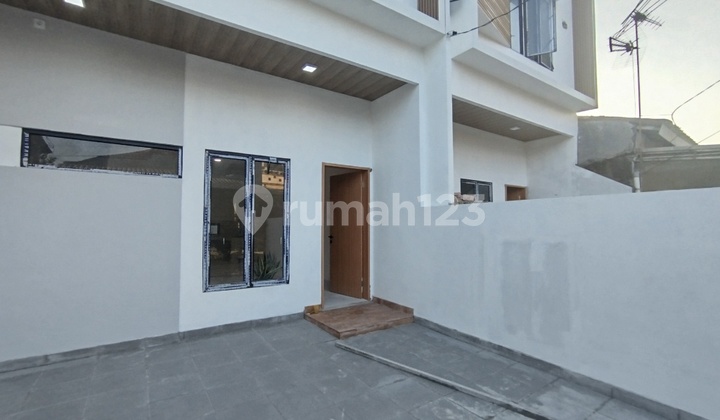 Rumah Gedong Harga Bodong Cepetan Borong 2