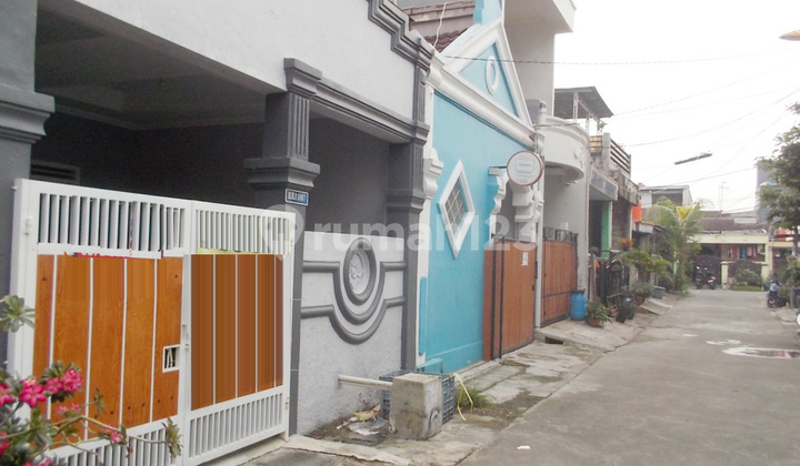 Gray House Gray Price Hurry Raid 2