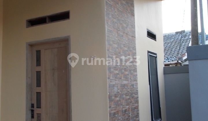 Brown House, Attractive Price, Everywhere Nearby 2