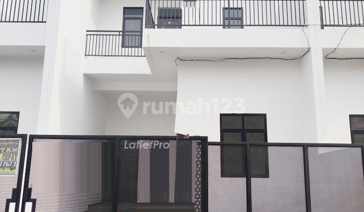 Rumah Megah Harga Murah Lingkungan Mewah