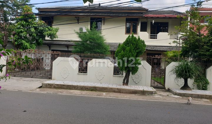 Dijual Rumah 2 Lantai Dijalan Wijaya Kusuma Duren Sawit