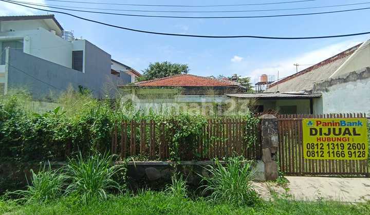 Rumah Tua Hitung Tanah Dikawasan Cilandak Rumah Tua Hitung Tanah Dikawasan Cilandak