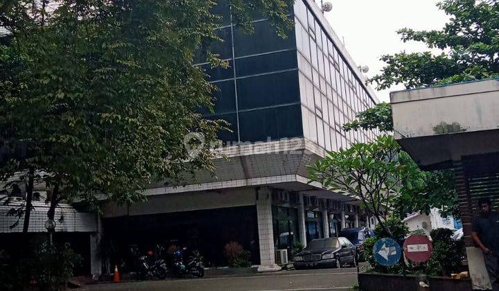 Gedung murah jarang ada di Jalan Ampera Raya 3