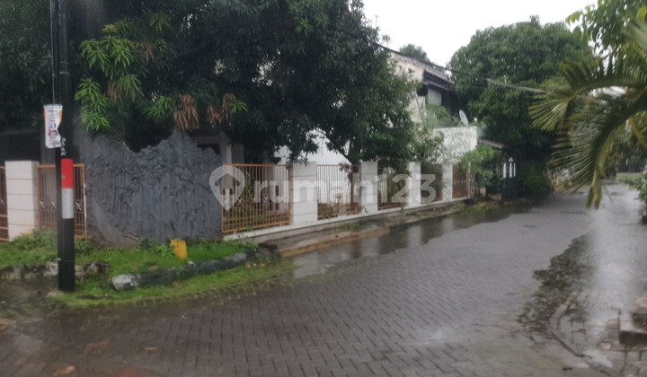 Dijual Rumah Murah 2 Lantai di di Komplek Malaka Country Estate 2