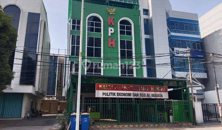 Gedung Murah 3 Lantai Di Kawasan Tanah Abang Petojo 1