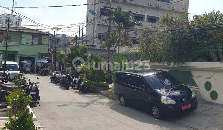 For Sale Cheap Luxury House In Gunung Sahari Vi 2