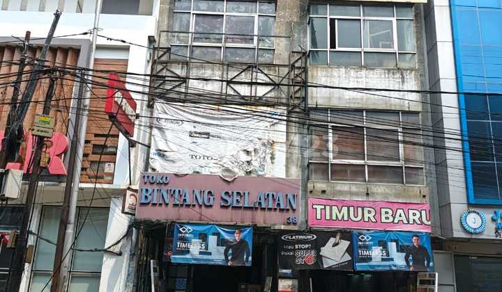 Strategic 3-Storey Shophouse on Jl Panglima Polim Raya 1