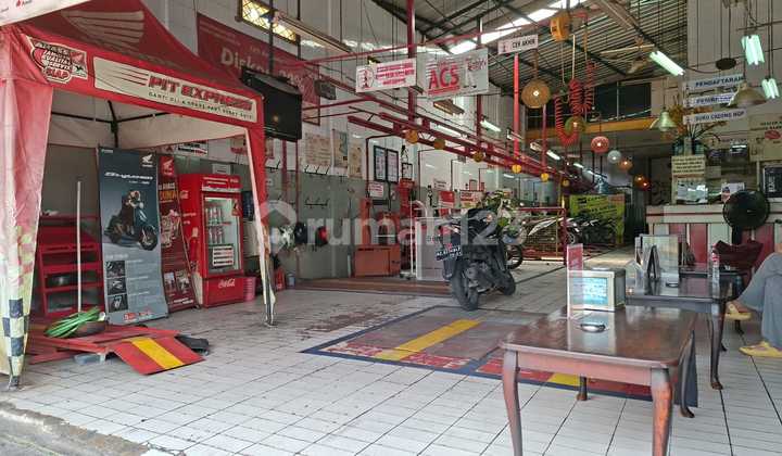 For Sale Cheap Strategic Shophouse on Jl Pahlawan Revolusi Pondok Bambu 2