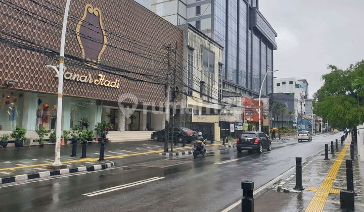 Dijual Ruko Gandeng 3 Lantai Murah Jarang Ada di Raden Saleh Raya