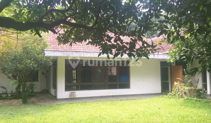 Rumah Main Roadk Lokasi Premium