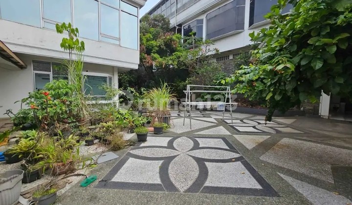 Rumah Mainn Road Hitung Tanah 