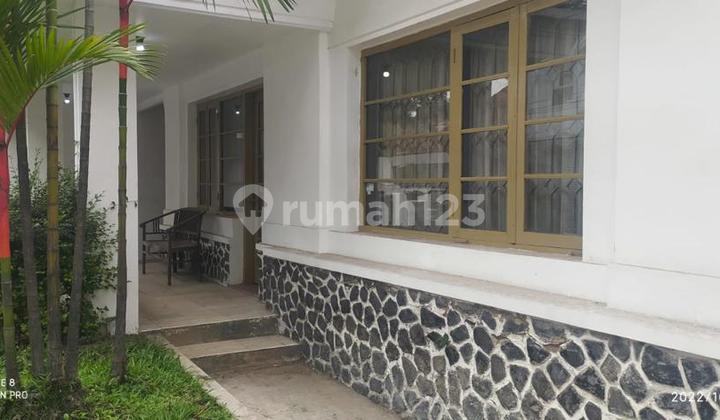 Rumah pusat kota lokasi prestisius di Sayap Riau Rumah pusat kota lokasi prestisius di Sayap Riau