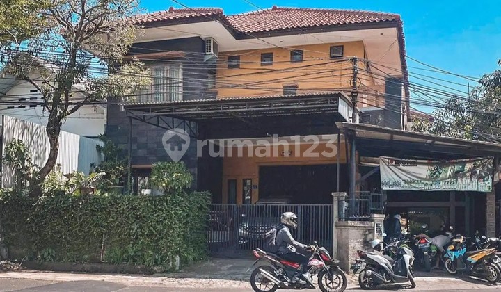 Well-Maintained Large House