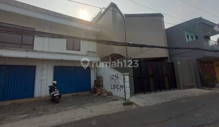 Ruko di Jl. Cendrawasih, Tangerang Selatan 120 m Bagus SHM 2