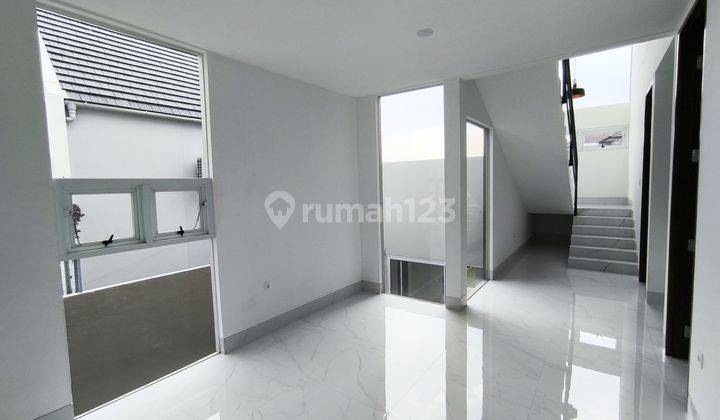 Dijual Rumah Mewah Disetiabudi Regency Bangunan Baru 1